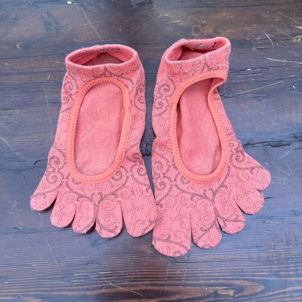 ToeSox size 7